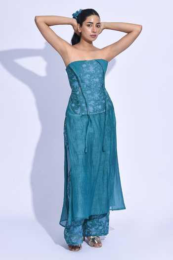 Shop_Jayati Goenka_Blue Chanderi Silk Sweetheart , Halter Hana Kurta Set _Online_at_Aza_Fashions