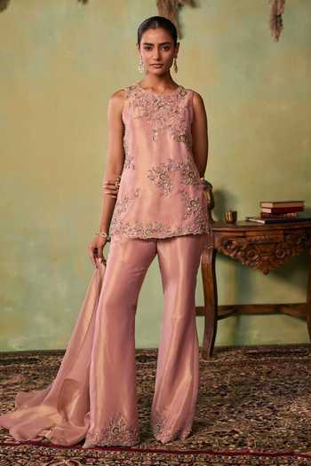 Buy_Seema Thukral_Rose Gold Satin, Tissue Round Neck Aria Kurta Set _Online_at_Aza_Fashions