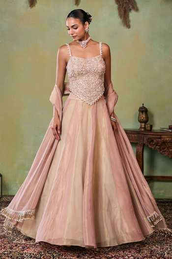Buy_Seema Thukral_Gold Satin, Tissue Sweetheart Neck Morgan Hand Work Embellished Choli Set 