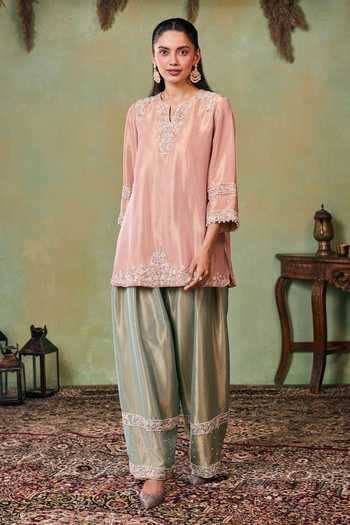 Buy_Seema Thukral_Rose Gold Satin, Tissue Split V-neck Gemma Embroidered Kurta And Salwar Set 