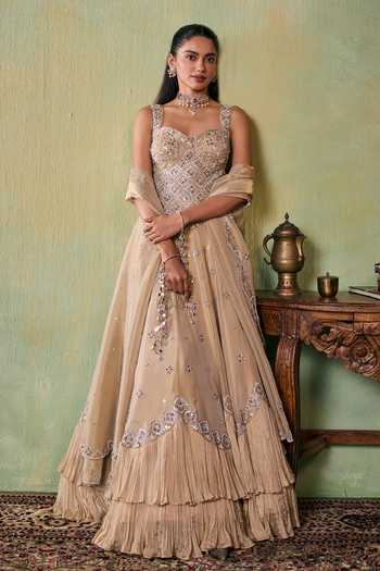 Buy_Seema Thukral_Gold Satin, Tissue Sweetheart Neck Ava Hand Work-aari Lehenga Set 
