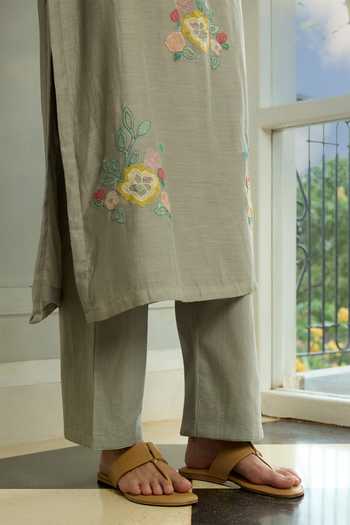 Shop_Vaayu_Grey Cotton, Muslin Split V-neck Slate Applique Embroidered Kurta Set _Online_at_Aza_Fashions