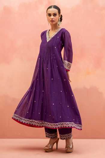 Buy_AM by Anita Mittal_Purple Chanderi V-neck, Yes Sitara A-line Embroidered Silk Kurta Set _Online_at_Aza_Fashions