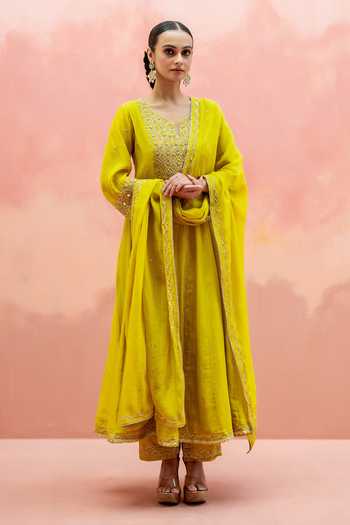 Buy_AM by Anita Mittal_Green Chanderi Split V-neck Najma Embroidered Anarkali Pant Set _at_Aza_Fashions