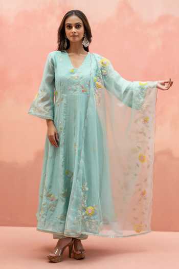 Shop_AM by Anita Mittal_Blue Cotton V-neck Pari Embroidered Anarkali Set _Online_at_Aza_Fashions