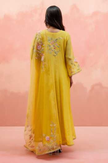 Shop_AM by Anita Mittal_Yellow Cotton V-neck Pari Embroidered Anarkali Set _at_Aza_Fashions