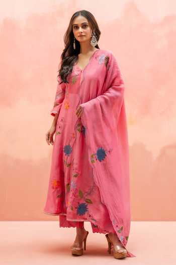 AM by Anita Mittal_Pink Chanderi V-neck Falak Mul Embroidered Anarkali Set _Online_at_Aza_Fashions