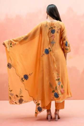 Shop_AM by Anita Mittal_Orange Chanderi V-neck Falak Floral Embroidered Anarkali Set _at_Aza_Fashions
