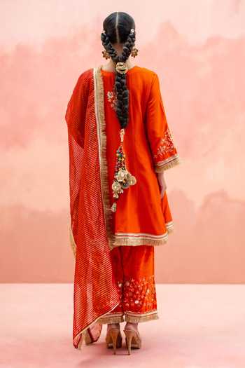 Shop_AM by Anita Mittal_Orange Silk V-neck Anjum Short Embroidered Anarkali Salwar Set _at_Aza_Fashions