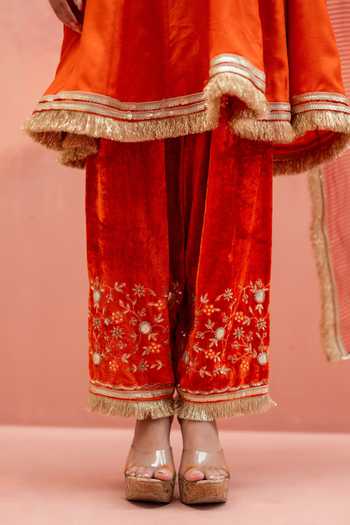 AM by Anita Mittal_Orange Silk V-neck Anjum Short Embroidered Anarkali Salwar Set _at_Aza_Fashions