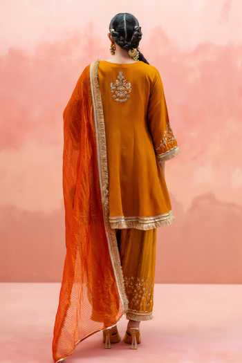 Shop_AM by Anita Mittal_Yellow Silk V-neck Anjum Short Embroidered Anarkali Set _at_Aza_Fashions
