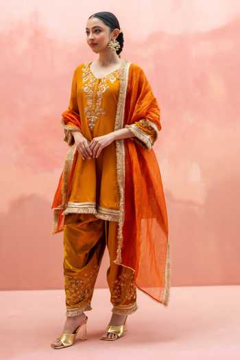 Shop_AM by Anita Mittal_Yellow Silk V-neck Anjum Short Embroidered Anarkali Set _Online_at_Aza_Fashions