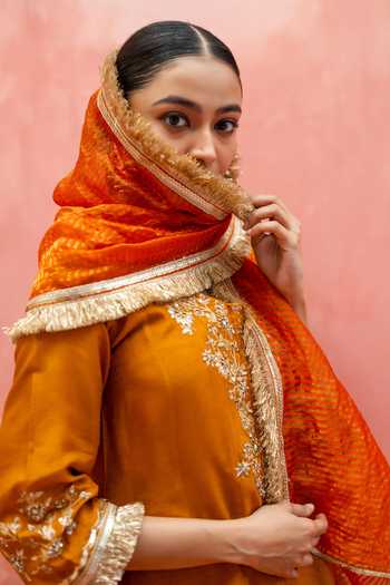 AM by Anita Mittal_Yellow Silk V-neck Anjum Short Embroidered Anarkali Set _at_Aza_Fashions