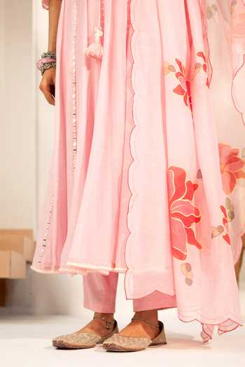 AM by Anita Mittal_Pink Chanderi V-neck Zoya Mul Anarkali Set _at_Aza_Fashions