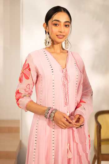 Shop_AM by Anita Mittal_Pink Chanderi V-neck Zoya Mul Anarkali Set 
