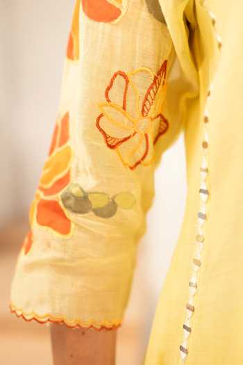AM by Anita Mittal_Yellow Chanderi V-neck Zoya Mul Anarkali Set _at_Aza_Fashions