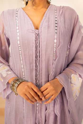 AM by Anita Mittal_Purple Chanderi V-neck Zara Mul Anarkali Set _Online_at_Aza_Fashions