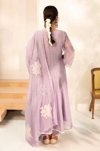 Shop_AM by Anita Mittal_Purple Chanderi V-neck Zara Mul Anarkali Set _at_Aza_Fashions
