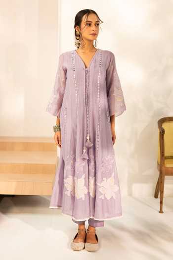 AM by Anita Mittal_Purple Chanderi V-neck Zara Mul Anarkali Set _at_Aza_Fashions