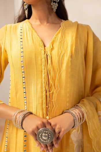 Shop_AM by Anita Mittal_Yellow Chanderi V-neck Zara Mul Anarkali Set _Online_at_Aza_Fashions