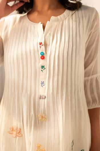 Buy_AM by Anita Mittal_White Chanderi Round Neck Zeba Mul Tunic 
