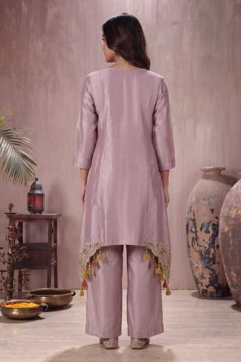 Shop_Two Sisters By Gyans_Pink Tissue Square Neck Shimmer Embroidered Kurta Set _at_Aza_Fashions