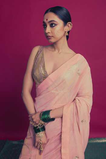 Shop_Label Earthen_Pink Tissue V-neck Suhani Saanjh Saree And Blouse Set _at_Aza_Fashions