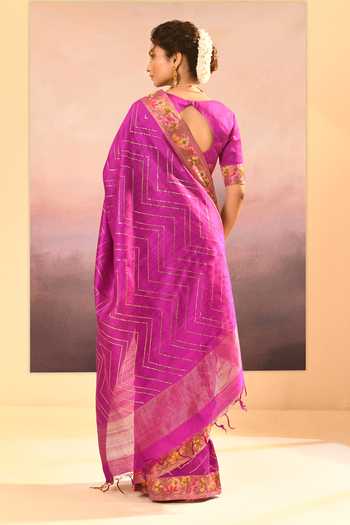 singhanias_Fuchsia Silk Raw Saree With Running Blouse Fabric _Online_at_Aza_Fashions