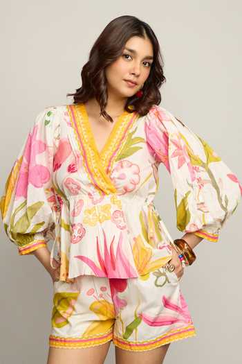 Buy_Poppi_Multi Color Cotton V-neck Floral Print Peplum Top And Shorts Set _at_Aza_Fashions