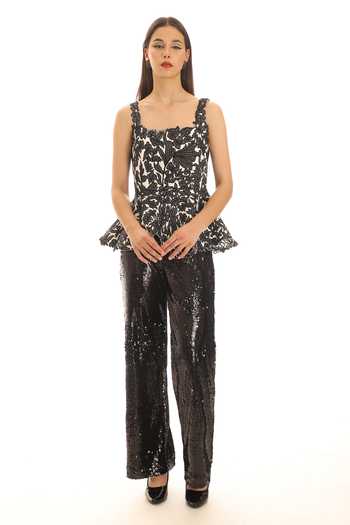Parneet Gujral_Black Crepe Square Neck Floral Embroidered Top _Online_at_Aza_Fashions