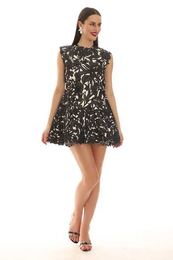 Parneet Gujral_Black Crepe Round Neck Floral Thread Embroidered Dress _Online_at_Aza_Fashions
