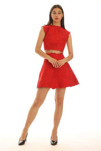 Buy_Parneet Gujral_Red Crepe Round Neck Florette Embroidered Crop Top _Online_at_Aza_Fashions