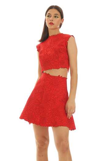 Parneet Gujral_Red Crepe Round Neck Florette Embroidered Crop Top _at_Aza_Fashions