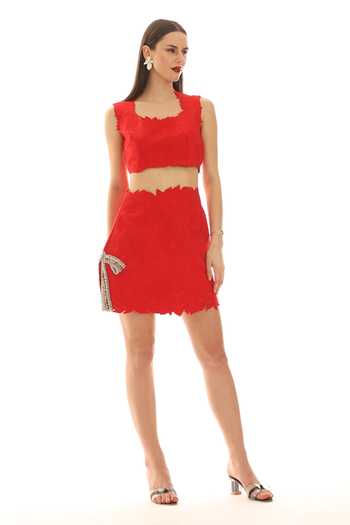 Parneet Gujral_Red Crepe Thread Work Skirt _Online_at_Aza_Fashions