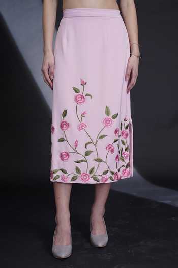 Parneet Gujral_Pink Crepe Floral Border Embroidered Skirt _Online_at_Aza_Fashions