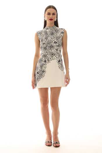Buy_Parneet Gujral_White Crepe Round Neck Flower Placement Embroidered Dress _Online_at_Aza_Fashions