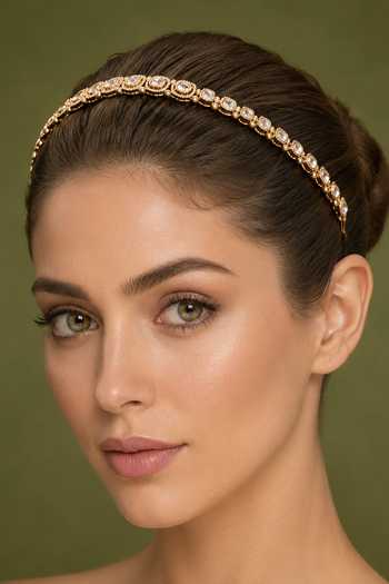 Buy_Zevar By Geeta_Gold Plated Stones Dainty Kundan Motif Mathapatti _at_Aza_Fashions