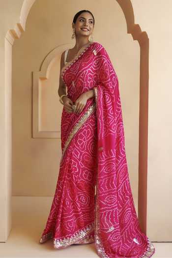Geroo Jaipur_Pink Georgette Scoop Neck Bandhani Saree Set With Stitched Blouse And Petticoat _Online_at_Aza_Fashions