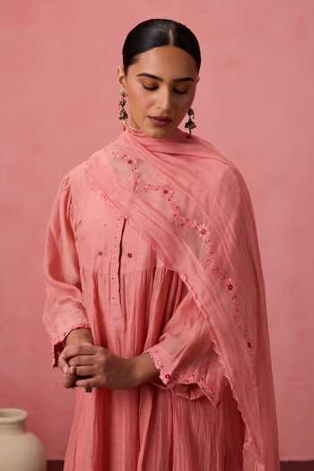 Janki India_Peach Cotton, Chanderi Round Neck Placement Embroidered Kurta Set _Online_at_Aza_Fashions