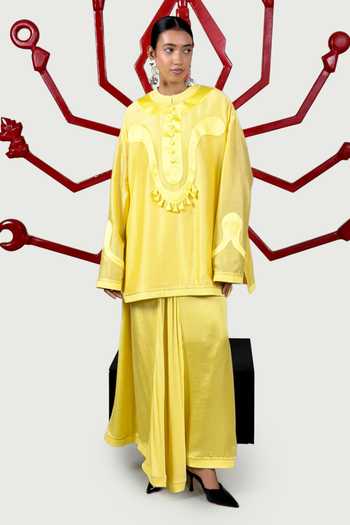 Buy_Saim_Yellow Chanderi, Satin, Silk, Patchwork Embroidered Kurta And Lungi Skirt Set _at_Aza_Fashions