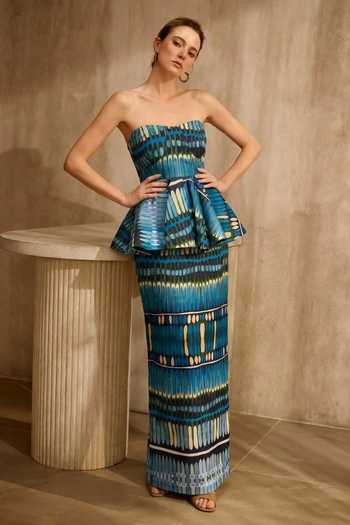 Buy_Arje India_Blue Linen Sweetheart Neck Geometric Print Peplum Top And Pencil Skirt Set _Online_at_Aza_Fashions