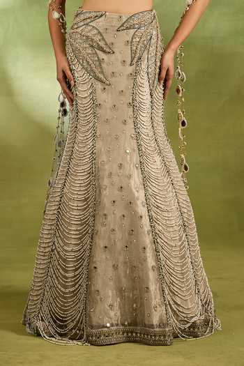 Shop_Neha Khullar_Ivory Crepe, Tissue Sweetheart Neck Embroidered Lehenga Set _Online_at_Aza_Fashions