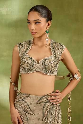 Neha Khullar_Ivory Crepe, Tissue Sweetheart Neck Embroidered Lehenga Set _at_Aza_Fashions