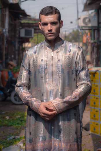 Soniya G_Silver Silk Zari Woven Kurta And Pant Set _Online_at_Aza_Fashions