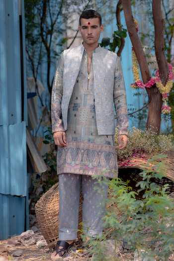 Soniya G_Silver Silk Banarsi Woven Nehru Jacket _at_Aza_Fashions