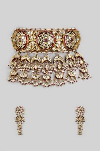Shop_Vivinia By Vidhi Mehra_Gold Plated Jaipuri Kundan Embellished Necklace And Earrings Set _at_Aza_Fashions