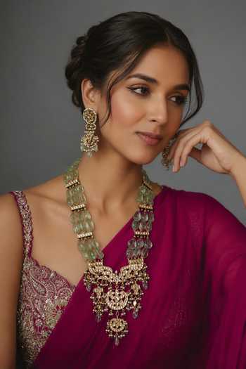 Buy_Vivinia By Vidhi Mehra_Gold Plated Jaipuri Kundan Embellished Pendant Necklace Set _at_Aza_Fashions