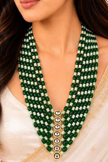 Vivinia By Vidhi Mehra_Emerald Green Beaded Embellished Necklace _Online_at_Aza_Fashions