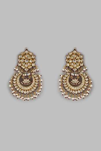 Shop_Vivinia By Vidhi Mehra_Gold Plated Jaipuri Kundan Pearl Embellished Chandbali Earrings _at_Aza_Fashions