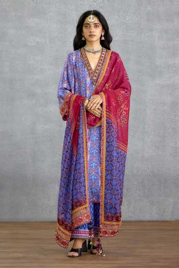 Buy_Torani_Blue Silk, Organza, Muslin V-neck, Yes Niladri Darsha Printed Kurta Set _at_Aza_Fashions